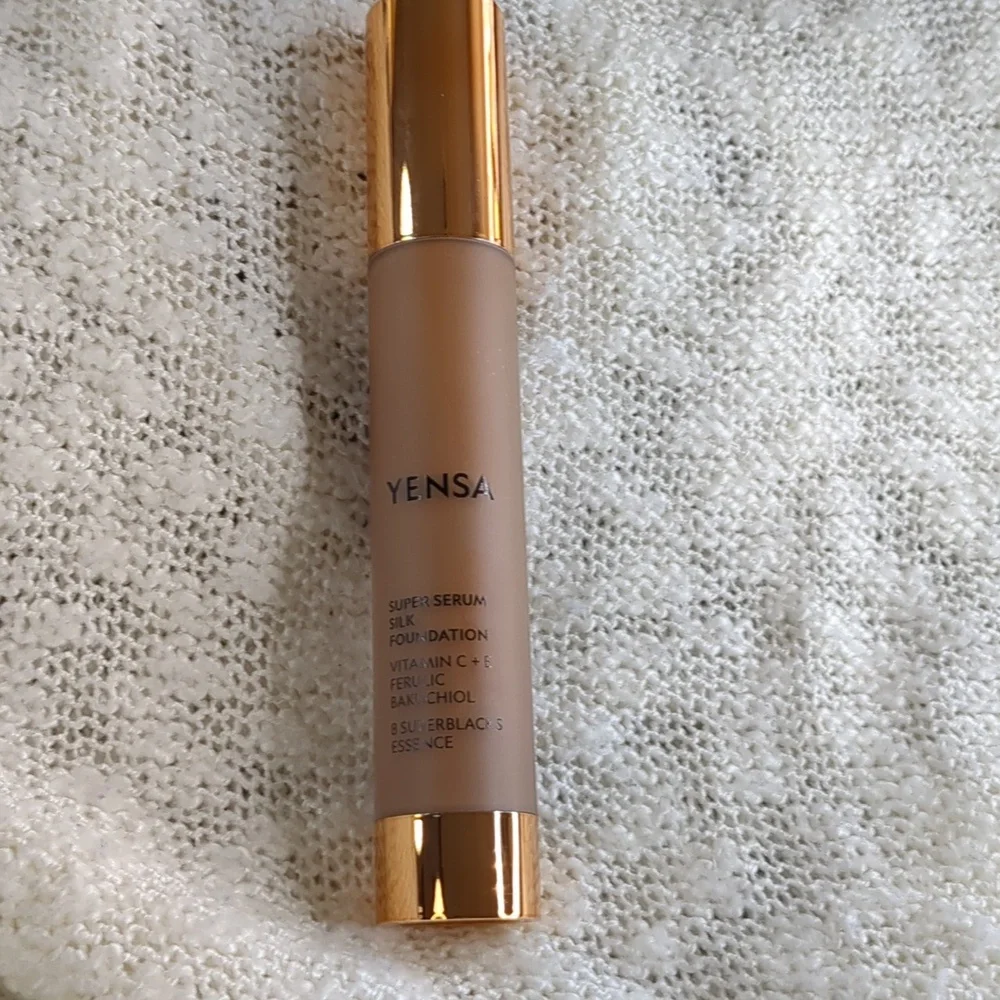 Yensa Super Serum Silk Foundation in Deep Golden, 30ml/1.0fl oz